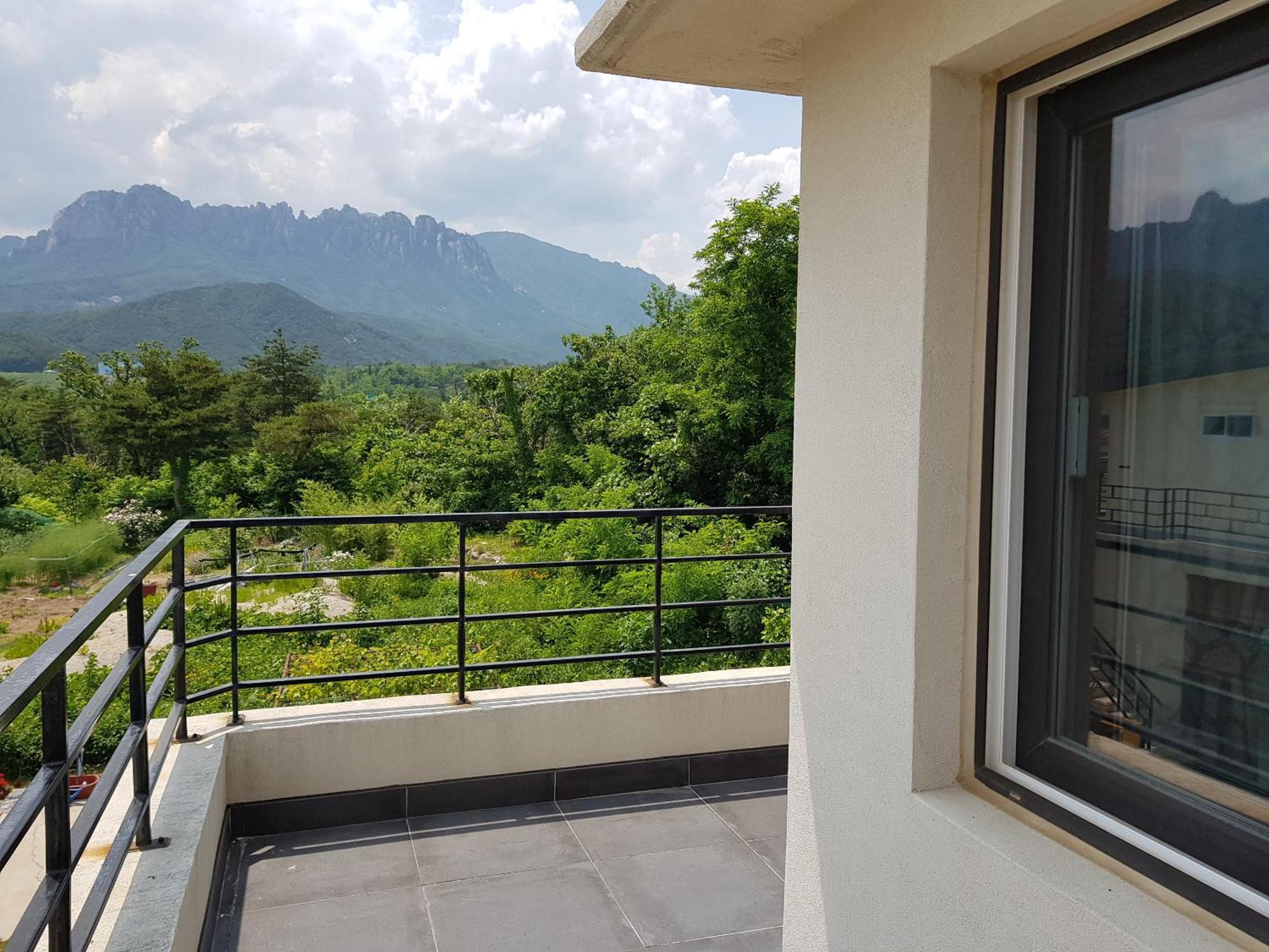 Gilson Guesthouse ソクチョ エクステリア 写真